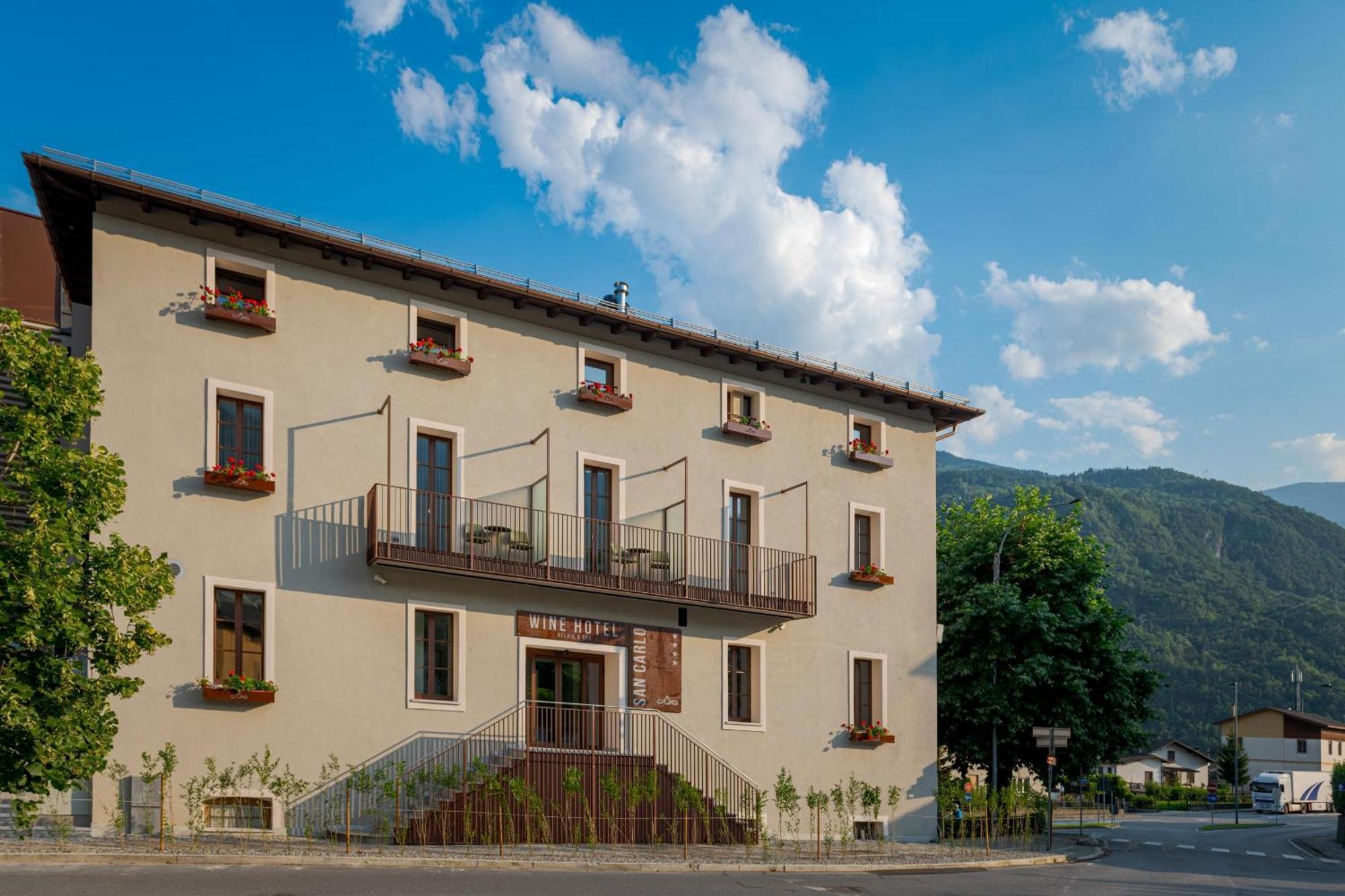 Wine Hotel San Carlo - Relais & Spa - Boutique Hotel Chiuro エクステリア 写真