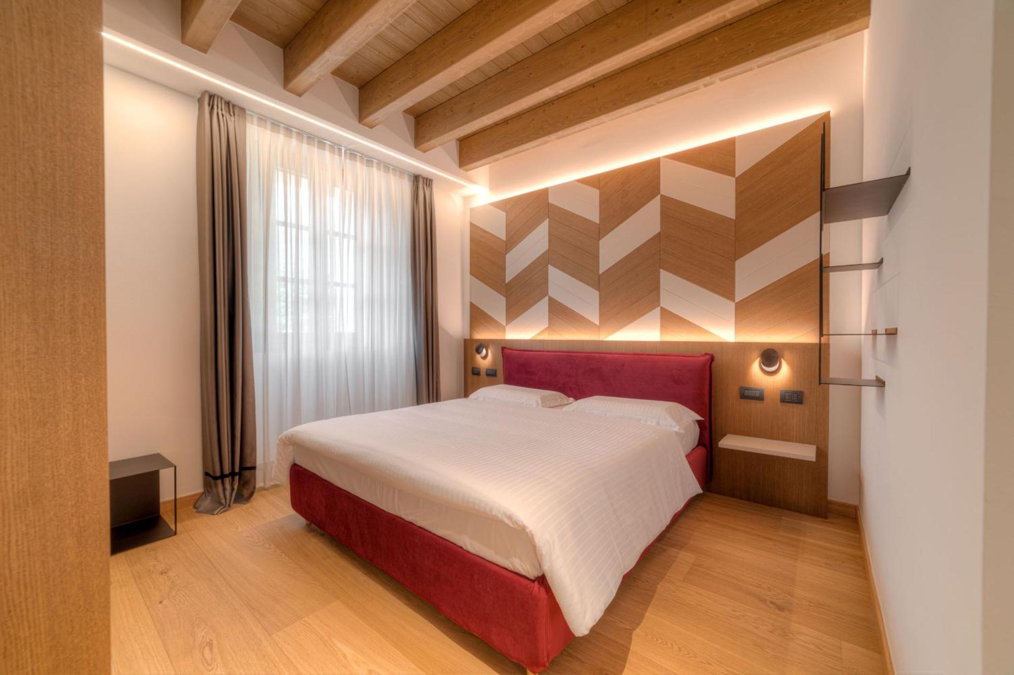 Wine Hotel San Carlo - Relais & Spa - Boutique Hotel Chiuro エクステリア 写真