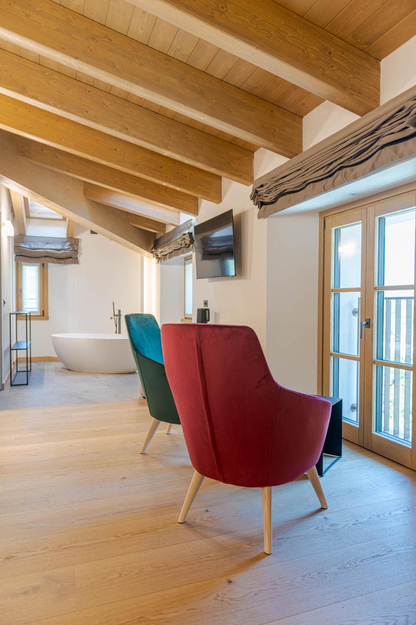Wine Hotel San Carlo - Relais & Spa - Boutique Hotel Chiuro エクステリア 写真