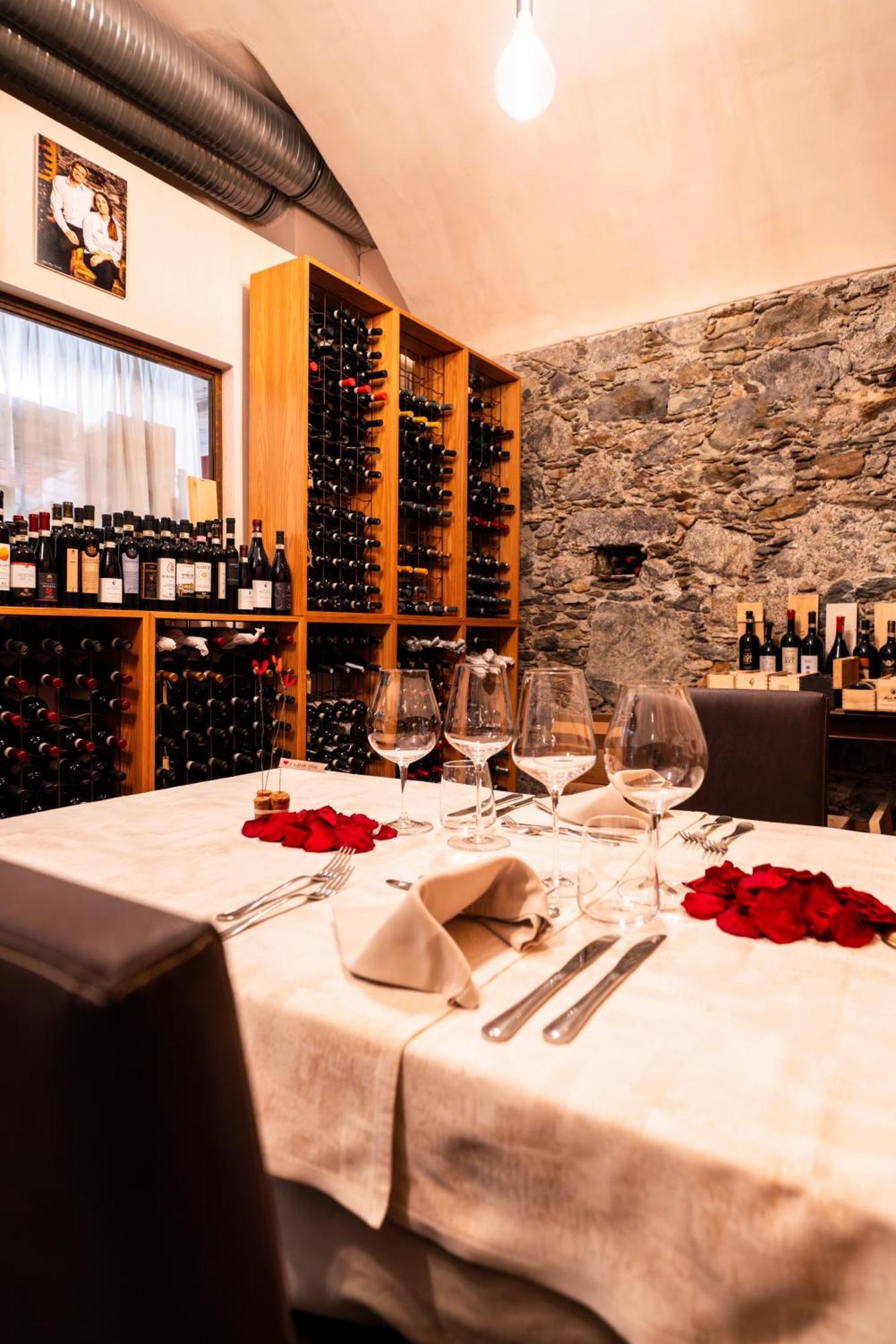 Wine Hotel San Carlo - Relais & Spa - Boutique Hotel Chiuro エクステリア 写真